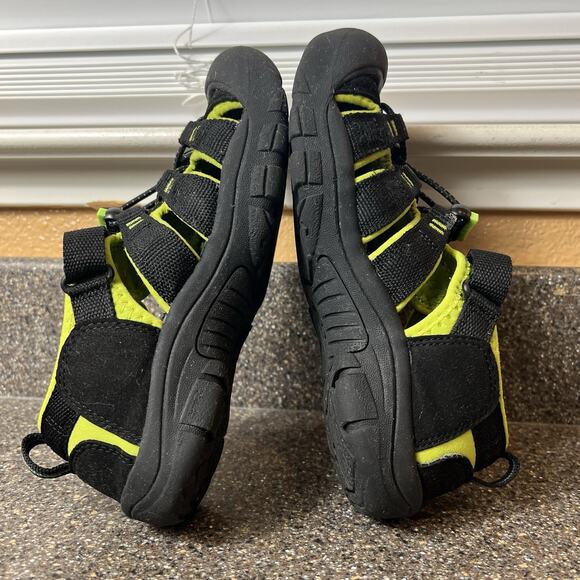 Keen Newport Black Sandals Little Kids Size 3 Summer Comfort Casual Sport Shoes - Picture 6 of 10